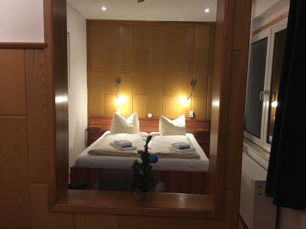 德鲁伊登斯泰恩酒店及餐厅 特劳泰斯腾 外观 照片