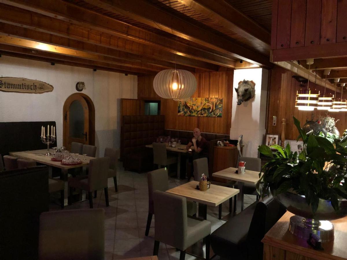 德鲁伊登斯泰恩酒店及餐厅 特劳泰斯腾 外观 照片